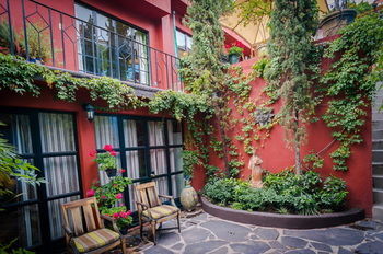 Casa Cinco Patios Boutique
